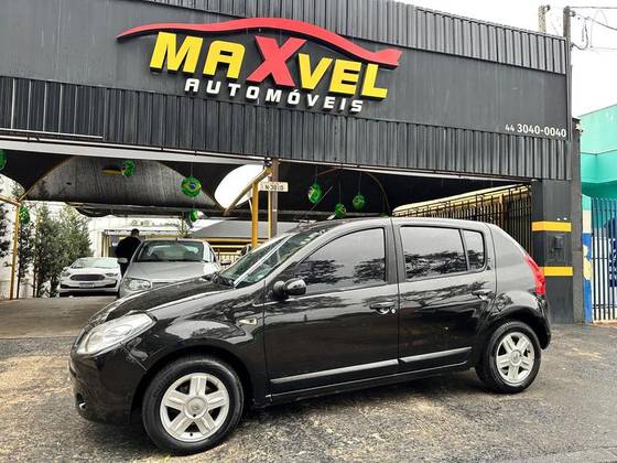 RENAULT SANDERO 1.0 AUTHENTIQUE 16V FLEX 4P MANUAL RENAULT SANDERO 1.0 AUTHENTIQUE 16V FLEX 4P MANUAL